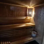 Apartman Spacious With Terrace