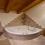 Spacious With Terrace Apartman *