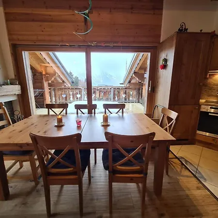 Spacious With Terrace Apartment
