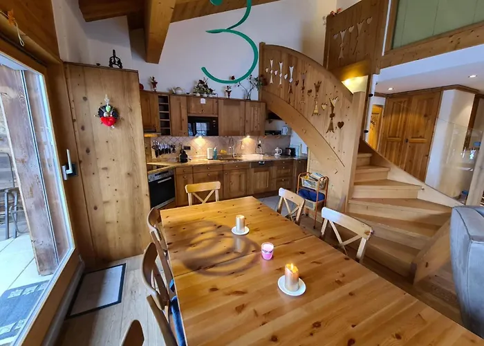 Spacious With Terrace Apartment